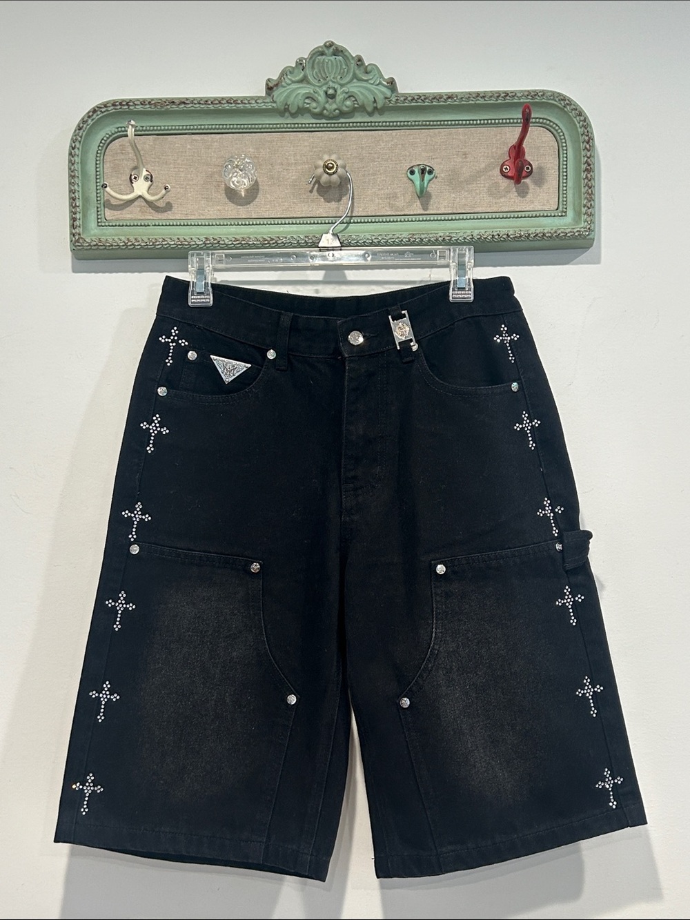 Watson Streetwear Men's Gothic Black Denim Chrome Cross Stud short size 30 new